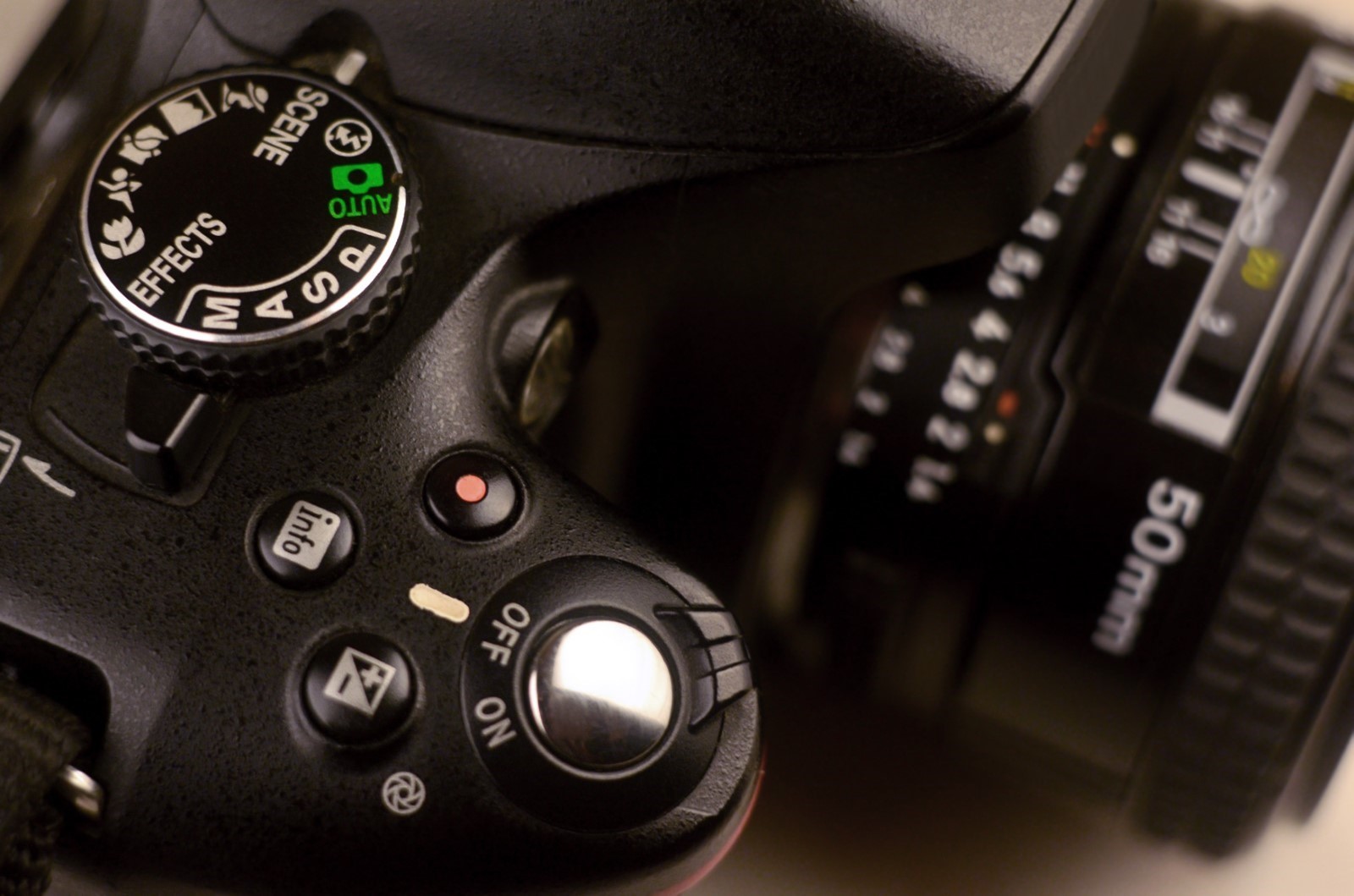 DSLR camera controls